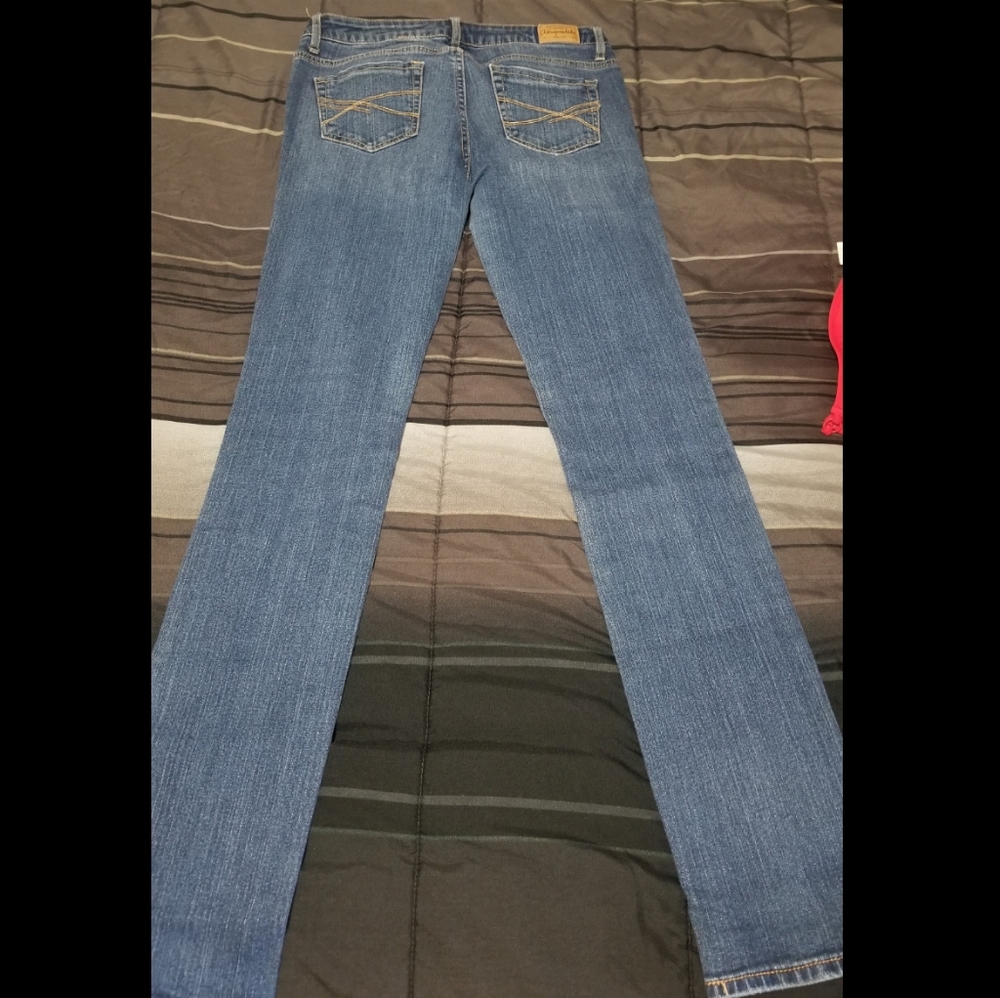 Jeans - Picture 2 of 3